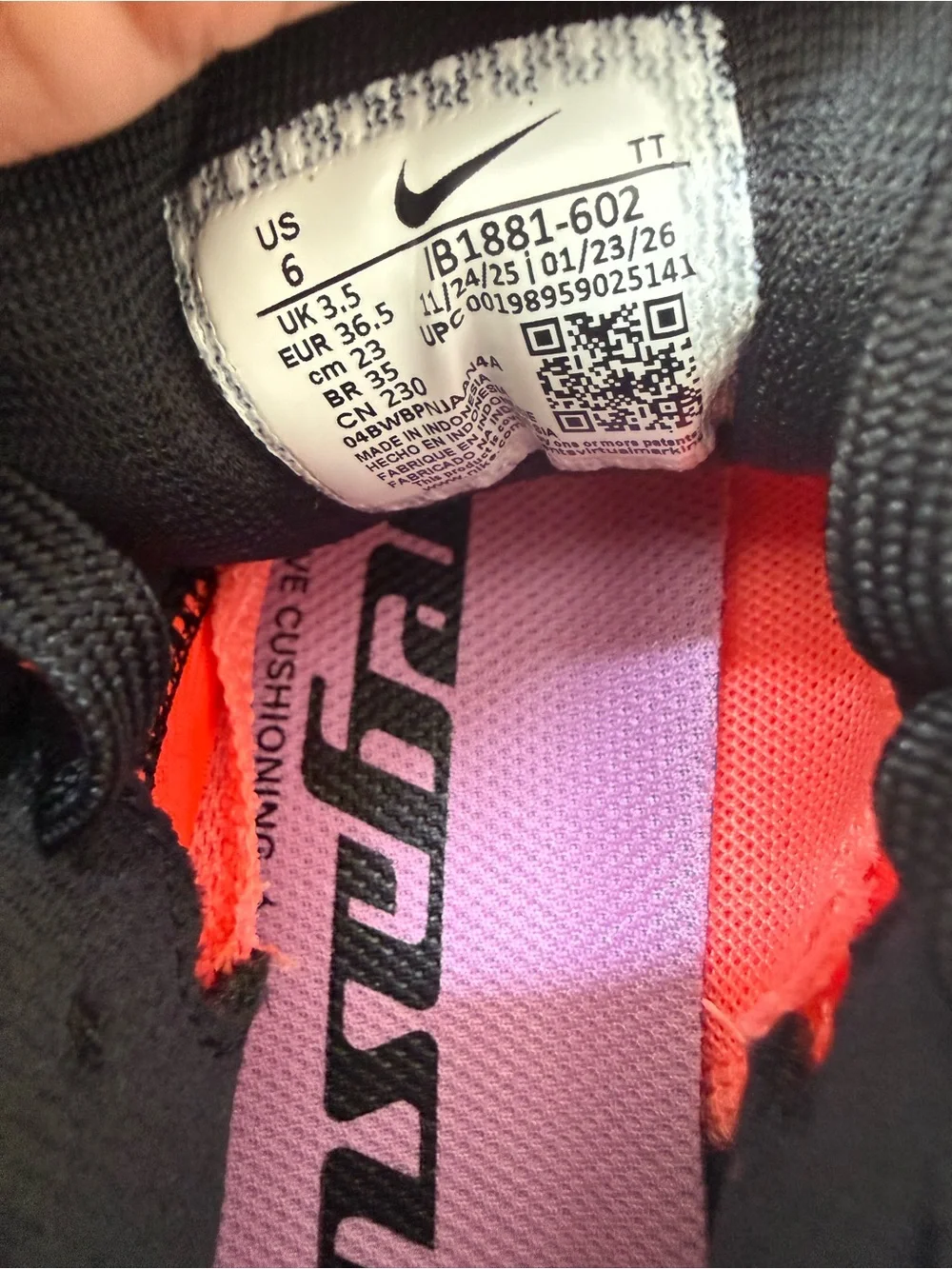 Nike Women's Air Zoom Running Shoes - Coral/Black
